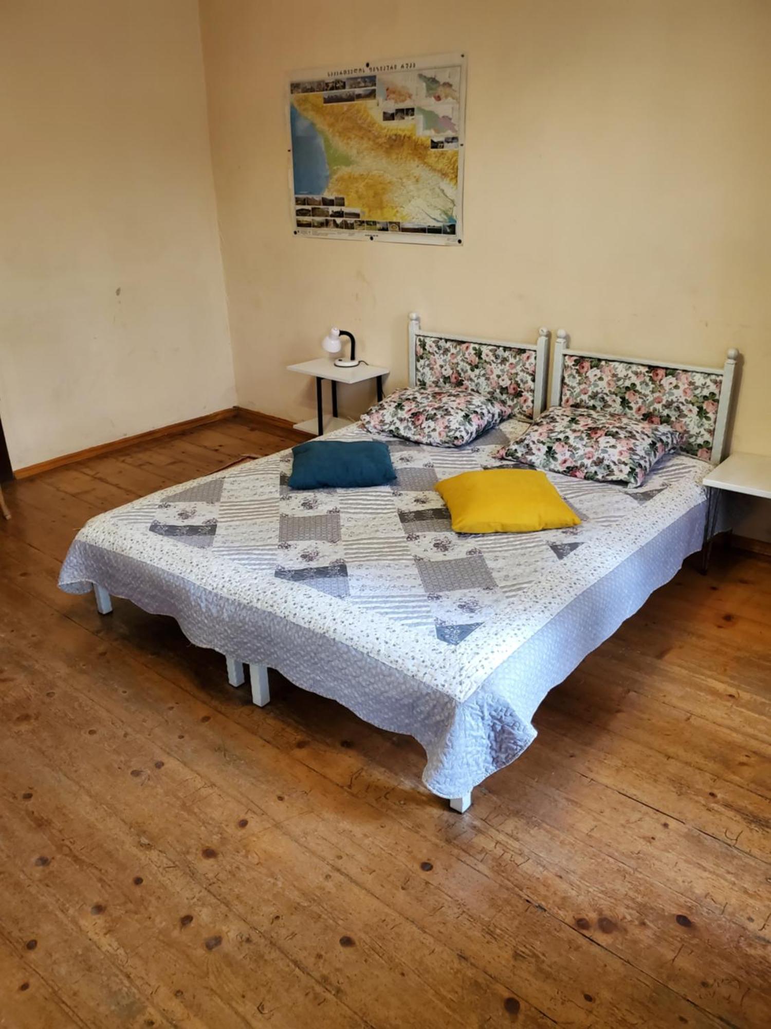 Уиут Ниниа Сад Apartment Tbilisi Bagian luar foto